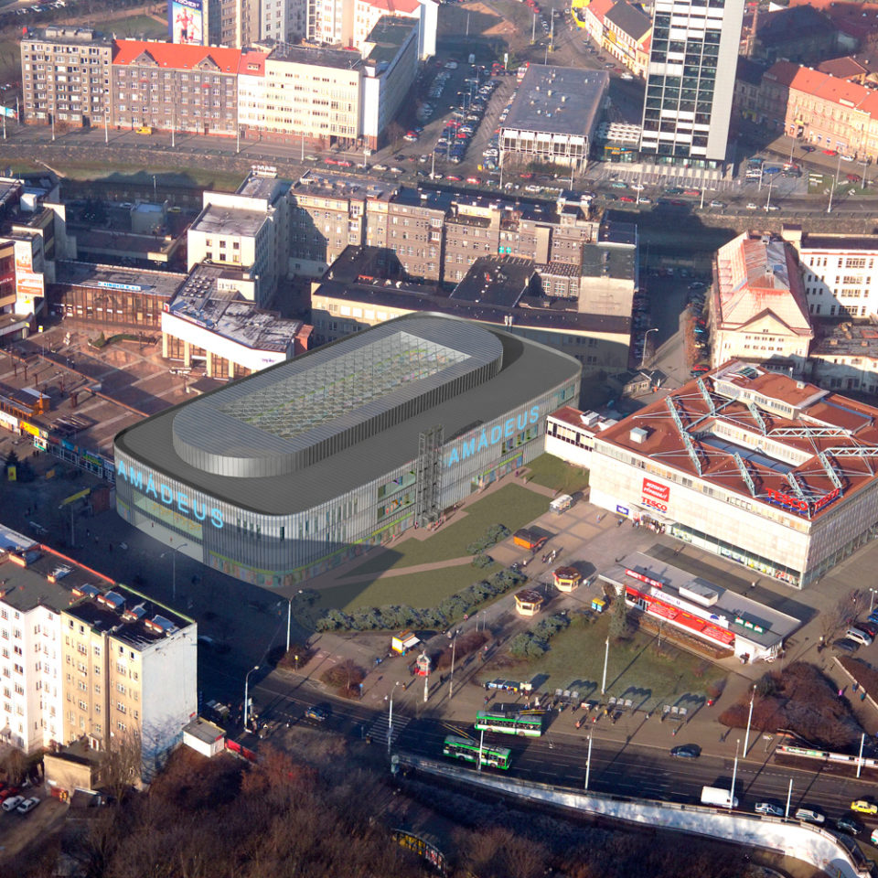 OC ARENA – PLZEŇ / 2005